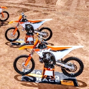 KTM Luncurkan Jajaran Motorcross Baru 