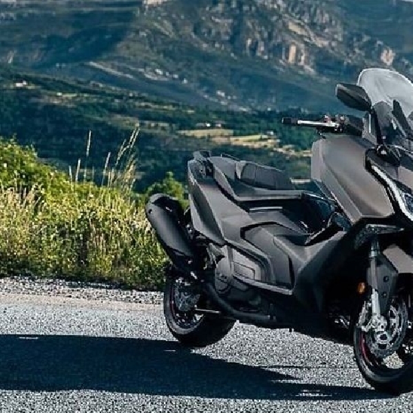 Kymco AK Premium Meluncur, Maxi Scooter Futuristik Untuk Pasar Eropa