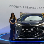 Lexus Kenalkan The All New Lexus LM di GIIAS 2023, Bermesin Hybrid Dibanderol Berapa?