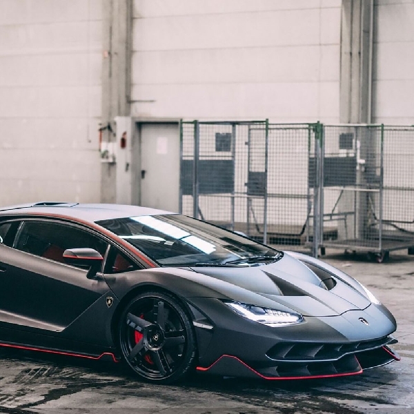 Lamborghini Centenario Langka Siap Dilelang di Dubai