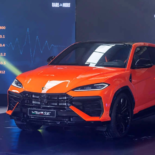 Lamborghini Urus SE Debut di Malaysia