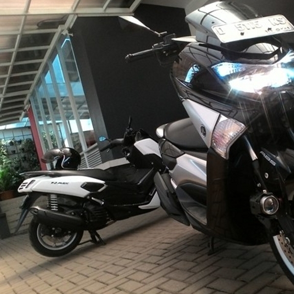 Lampu Yamaha NMax dari Autovision