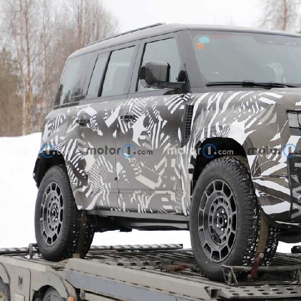 Bocoran Land Rover SVX, Tampilan Garang Dengan Mesin Ganas