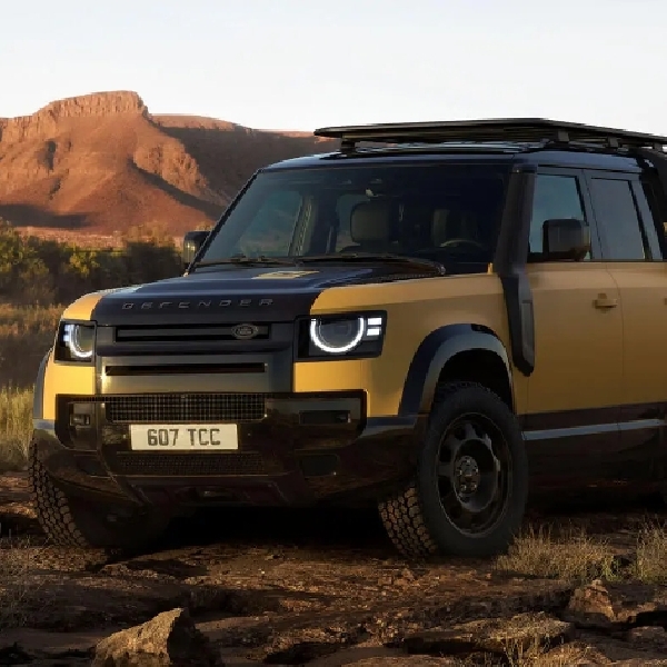 Land Rover Defender Trophy Edition Terbaru Lebih Siap  Mengarungi Gurun