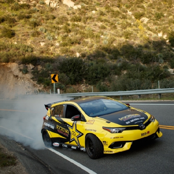 Corolla iM Drifter - Modifikasi 1000 hp dan Penggerak Belakang