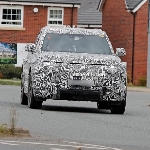 Spy Shot Land Rover Defender Baru Ketahuan Tes Jalan, Full EV Guncang Dunia SUV Listrik