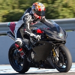 WSBK: Leon Camier Mendapat Berkah dari Melandri