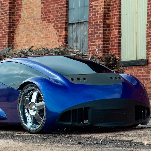 Mobil Konsep Futuristik Lexus CS 2054 Dilelang