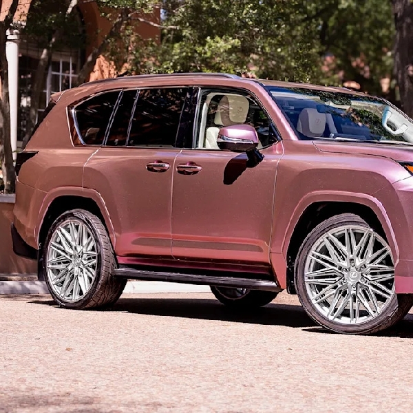 Konsep Lexus Glam LX Ubah SUV Gagah Jadi Studio Kecantikan Berjalan