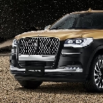 Lincoln Navigator Black Gold Edition Debut di China
