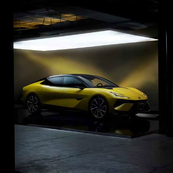 Lotus Emeya Raih Mahkota Sebagai EV Dengan Pengisian Daya Tercepat