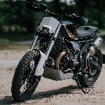 Luuc Muis Rancang Ulang Moto Guzzi V85