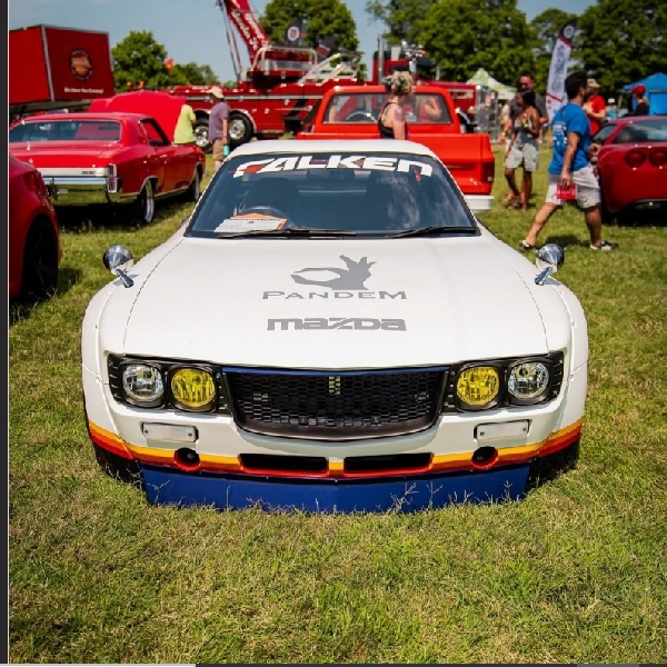 Inilah Tampilan RX-7 Bergaya Retro yang Keren