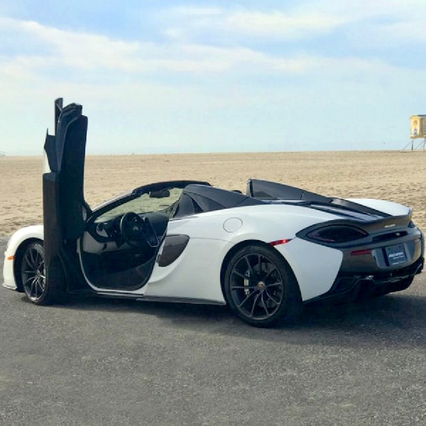 Silica White 570S Spider, Mobil McLaren Ke-5.000 yang Terjual di Amerika Utara