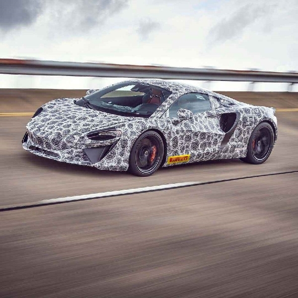 McLaren Konfirmasikan Kehadiran Supercar Hybrid 2021