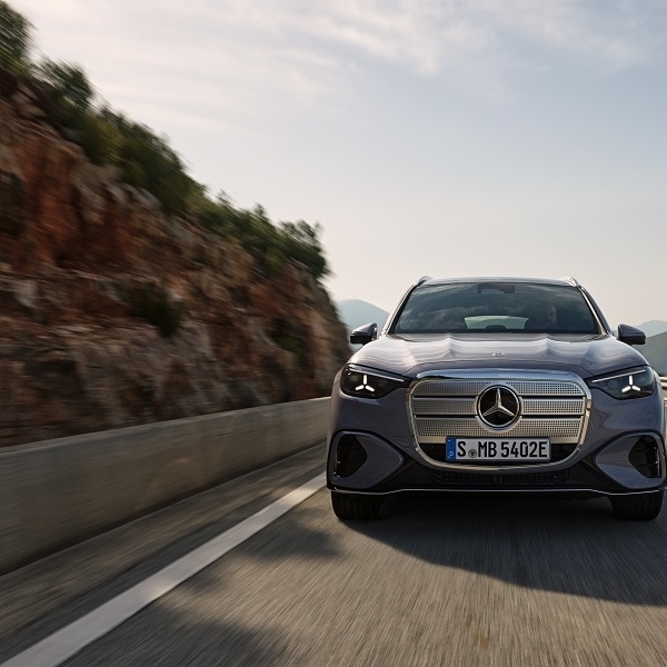 Mercedes GLC EQ Resmi Meluncur! 