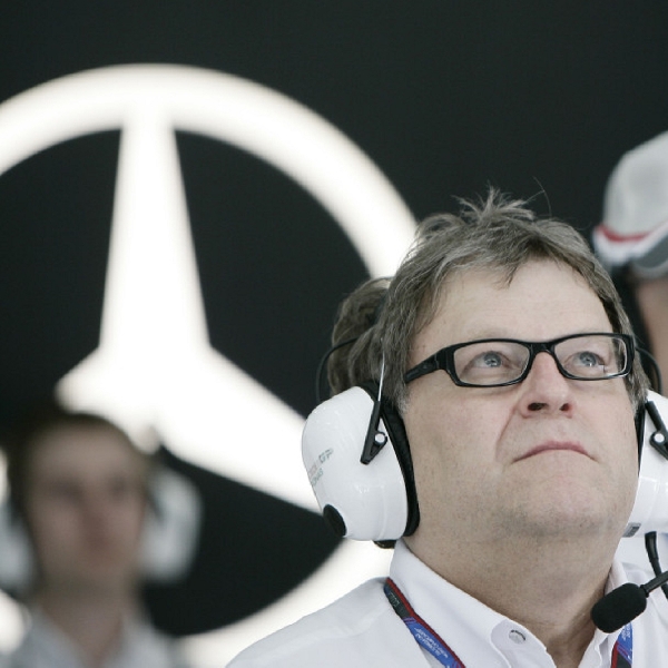 F1: Mercedes Ingin Mengakuisisi McLaren Jadi Tim Kerja di Formula 1?