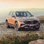 Baterai Bermasalah, Mercedes Tarik Kembali Sejumlah EQB