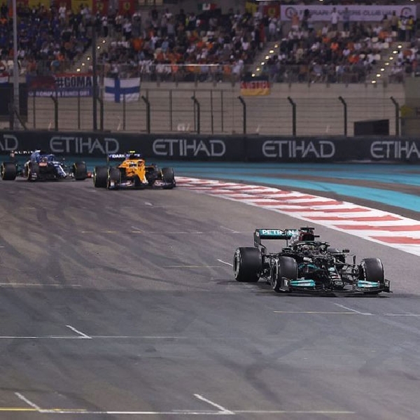 Mercedes Tidak Jadi Mengajukan Banding Atas Hasil GP Abu Dhabi