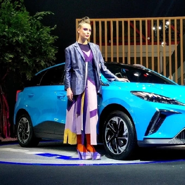 100 Unit Ready Booking, Morris Garage Luncurkan MG4 EV Pada IIMS 2023