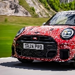 Mini Cooper JCW Terbaru Bakal Ikut Balap 24 Hours of Nurburgring