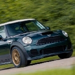 Kecil Kecil Cabe Rawit! Mini Cooper S Dicekoki Mesin V8 BMW M3 Melesat 414 HP