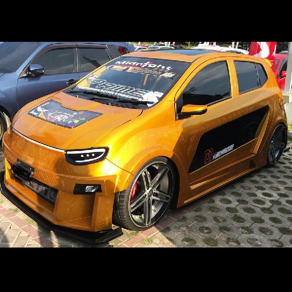 Modifikasi Mobil Daihatsu di Batam dalam Daihatsu Dress Up Challenge 2019