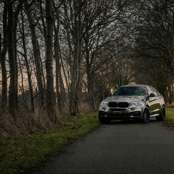 Modifikasi BMW X6: Stylish dan Bertenaga