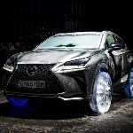 Modifikasi Lexus NX Pakai Roda dari Pahatan Es