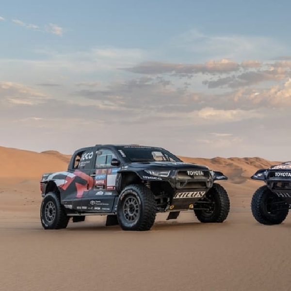 Inilah Toyota Hilux EVO Yang Siap Dipakai Balap Reli Dakar 2024