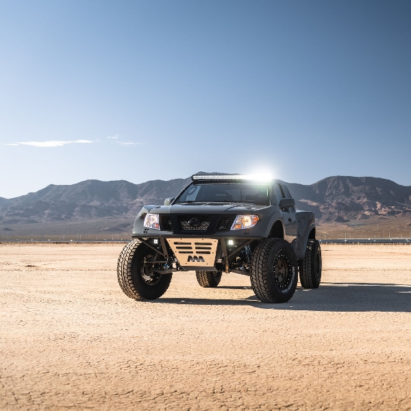 Desert Runner, Modifikasi Nissan Frontier V8 600 Hp