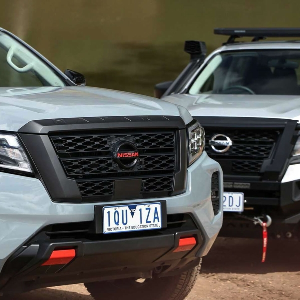 Nissan Navara Bukan Tiruan Mitsubishi Triton