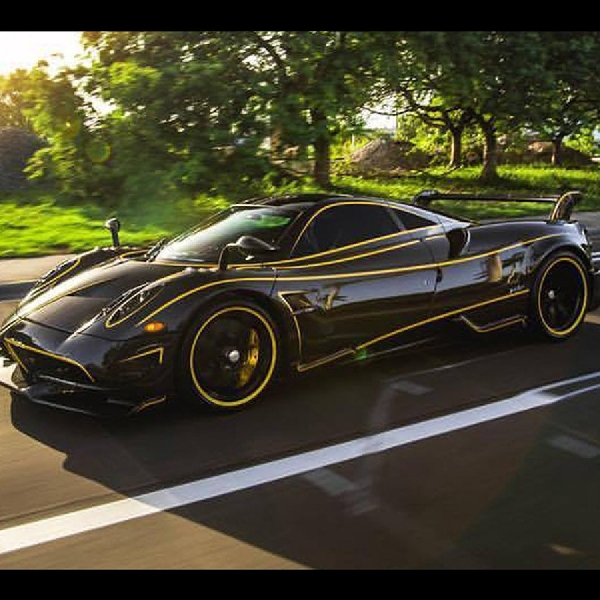 Pagani Tarik 16 Supercar Listrik Terkait Masalah Baterai