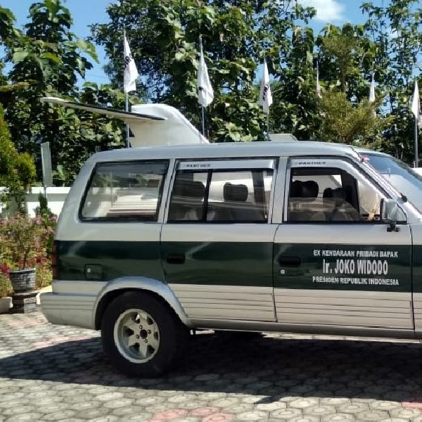 Isuzu Panther Bekas Presiden Jokowi Dilelang