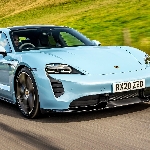 Kalahkan Ferrari dan Aston Martin, Porsche Rajai Mobil Sport Listrik dengan Taycan