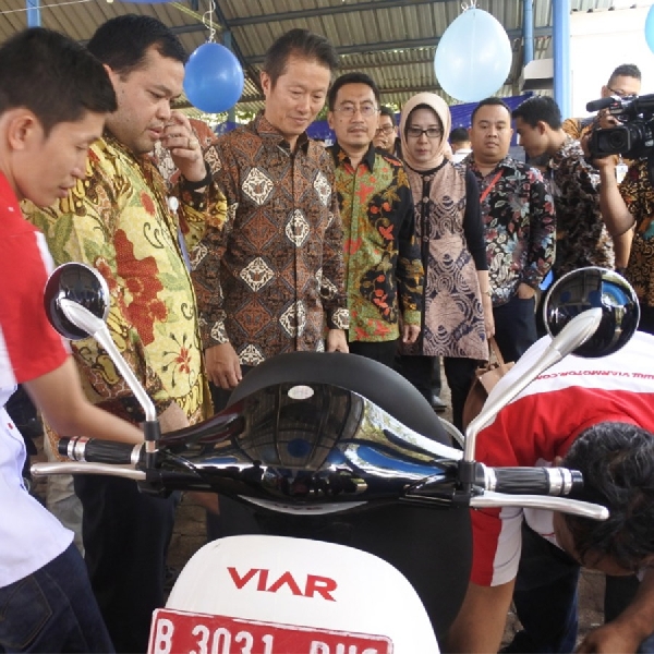 50 Unit Motor Listrik Q1 Dihibahkan untuk Kendaraan Operasional Pemprov DKI