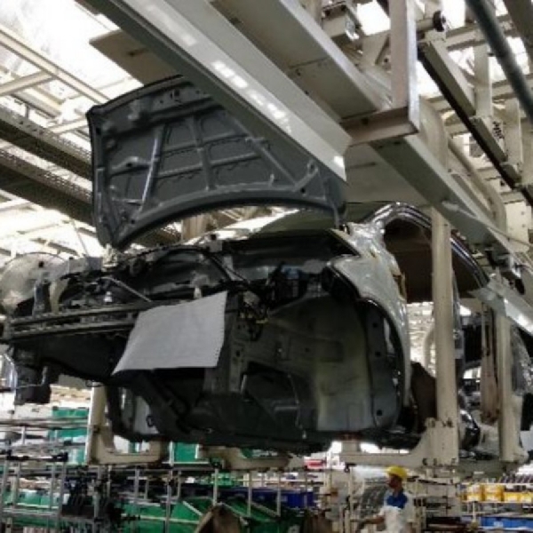 Suzuki Perpanjang 7 Hari Penghentian Sementara  Pabrik 