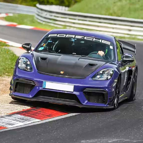 Porsche 718 Cayman GT4 RS Paling Hardcore Akhirnya Mendarat di Amerika