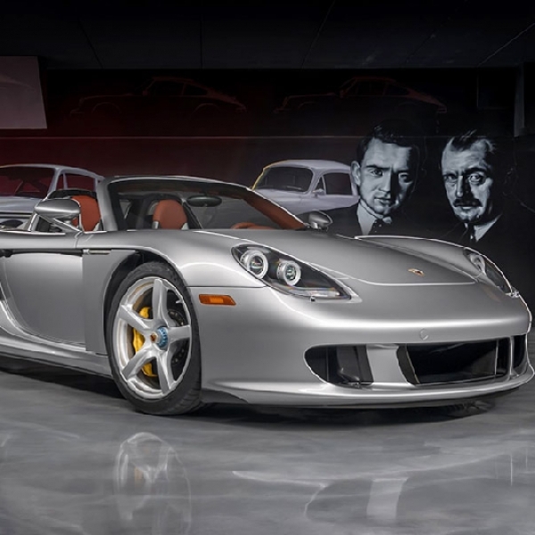 Porsche Carrera GT 2005 Ini Pecahkan Rekor Penjualan Dunia Seharga 2 Juta Dollar AS