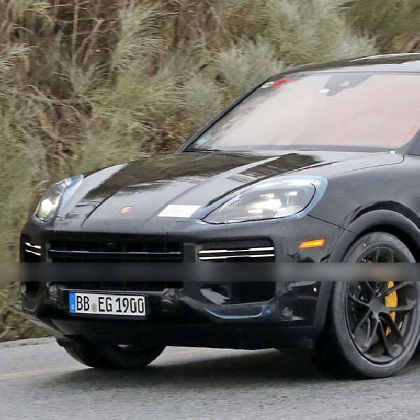 Porsche Cayenne Coupe Facelifted 2023 Sembunyikan Lampu Belakang Baru Di Bawah Camo