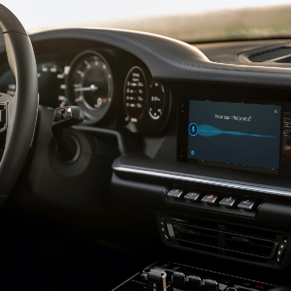 Porsche Perkenalkan Sistem Infotainment Generasi Keenam