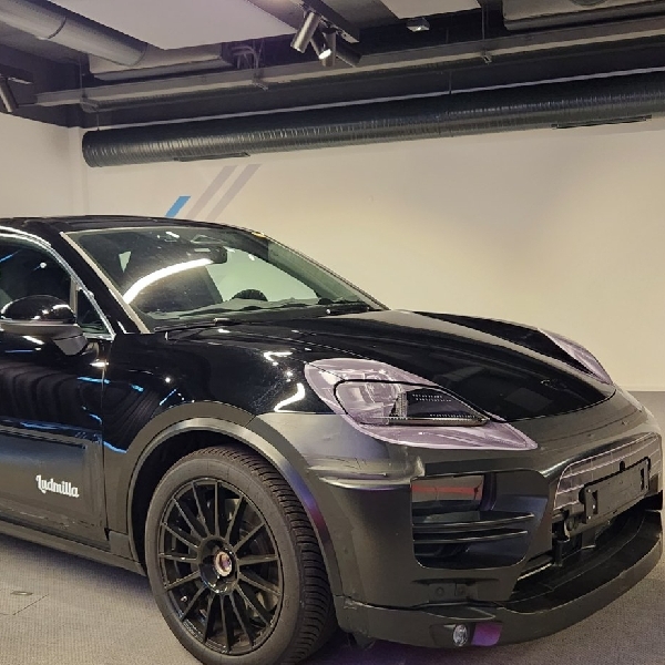 Porsche Perlihatkan Detail Lengkap Macan EV, Meluncur 2024