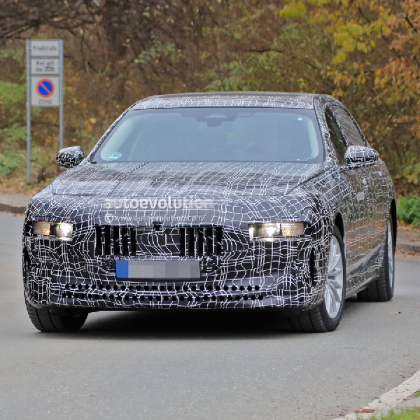 Prototipe BMW 7 Series dan i7 Electric Generasi Berikutnya Membawa Teknologi Self-Driving