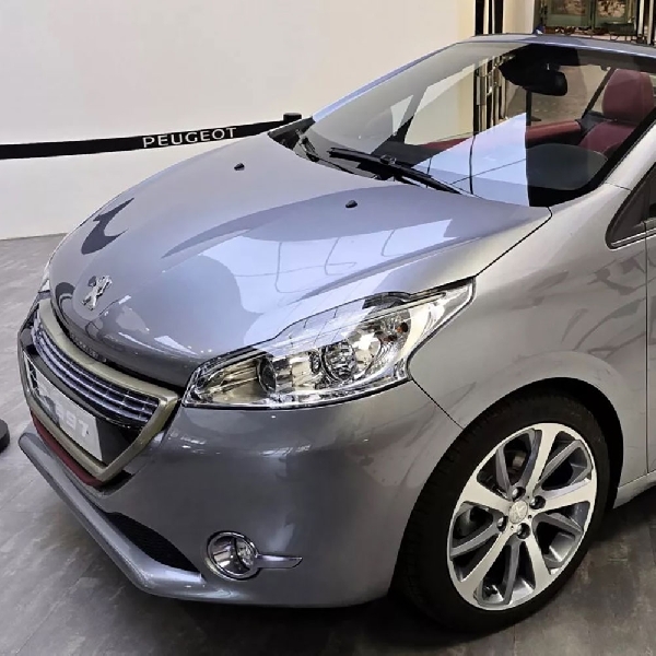 Prototipe Rahasia Peugeot Cabriolet 208 Terungkap