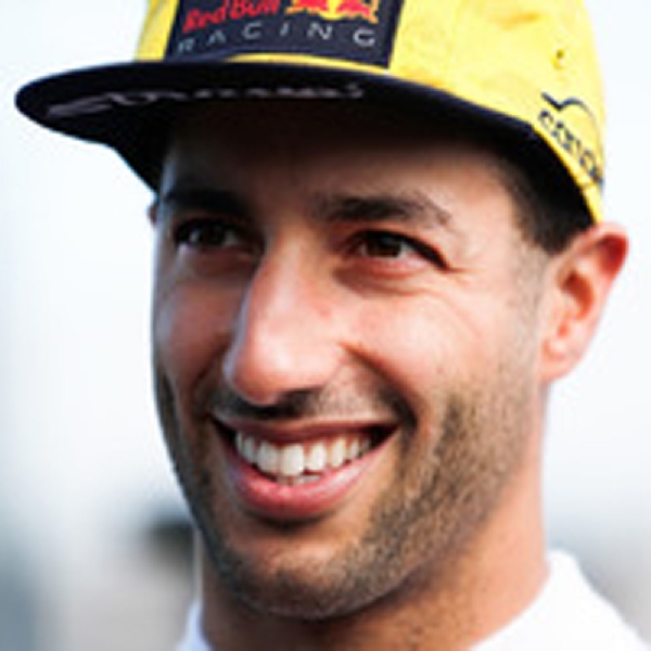 Daniel Ricciardo Keluhkan Dimensi Mobil F1 Musim Ini
