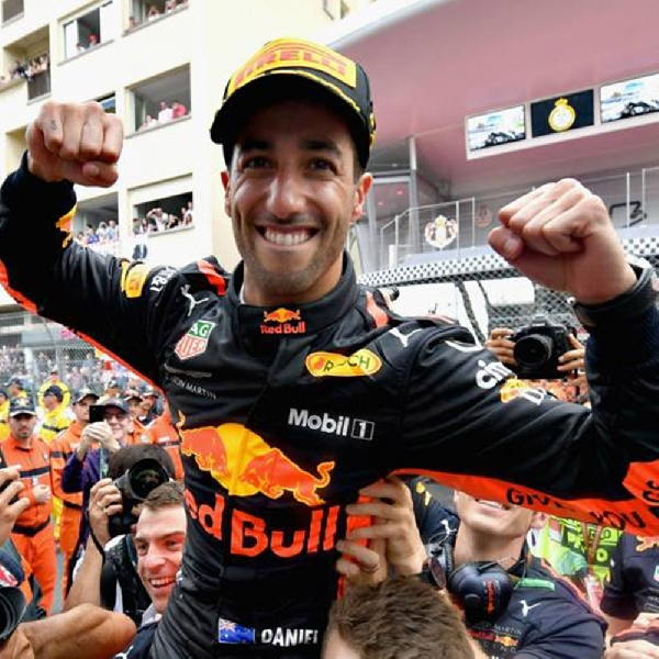 Hamilton dan Vettel Sudah Prediksi Kemenangan Ricciardo