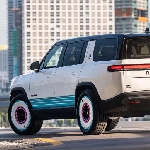 Banyak Peminat, Rivian Produksi 10 Unit One-Off Miami Edition