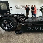 Cara Pintar Rivian Sulap Baterai Bekas Jadi Sumber Energi Baru