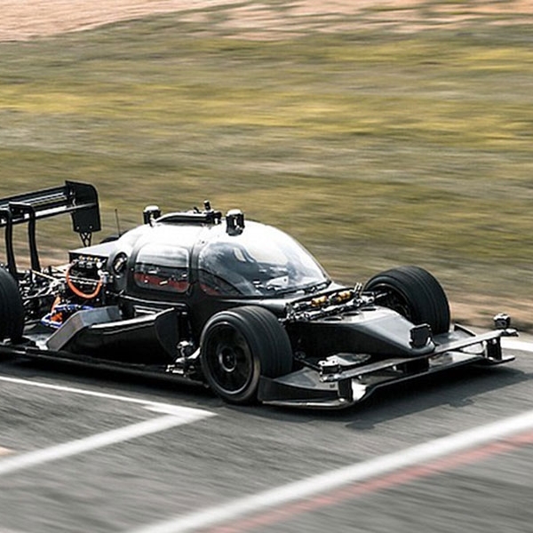 Roborace DevBot akan Memulai Debut Pengujian