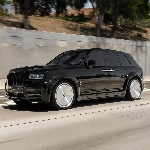 Rolls-Royce Cullinan Black Badge Mendapat Peningkatan Widebody Serat Karbon